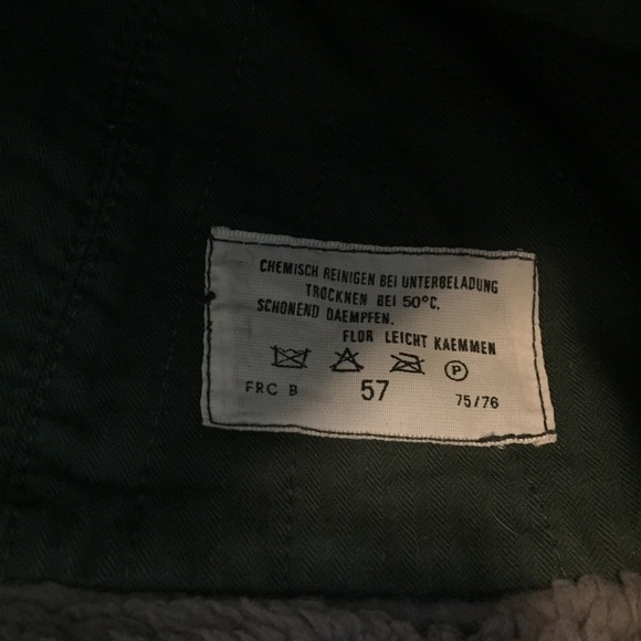 Military cold weather wool hat size small - Picture 3 of 3